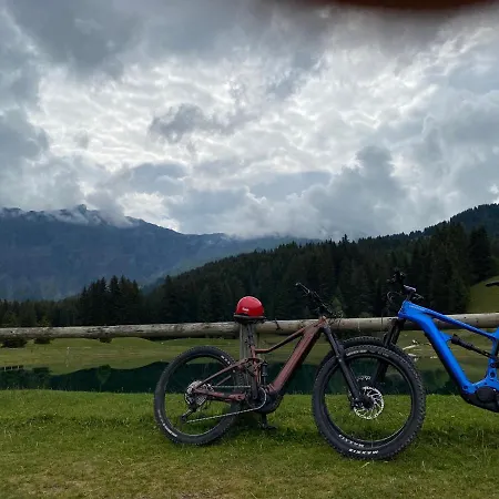 A Place 2 Be, Centre