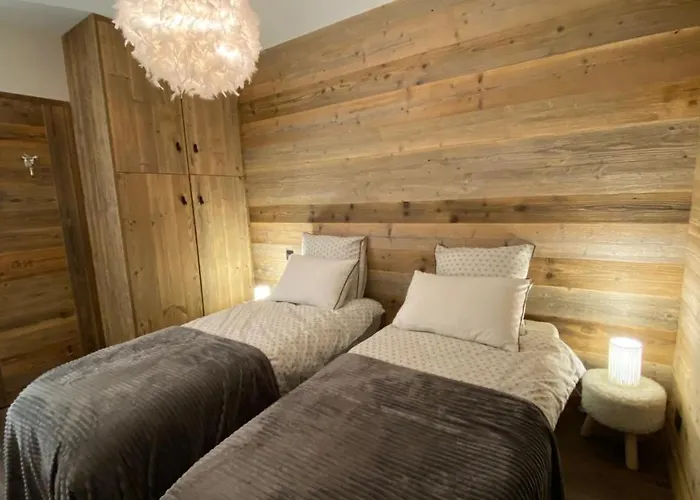 A Place 2 Be, Centre Apartmán *