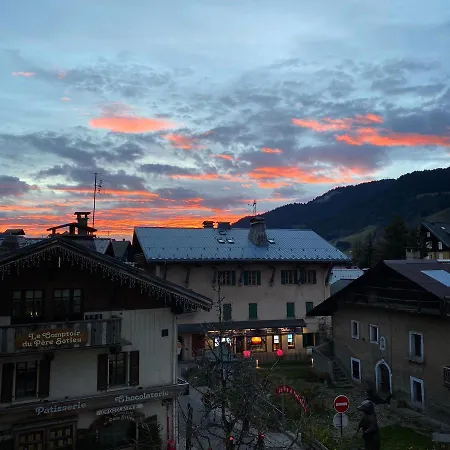 A Place 2 Be, Centre Διαμέρισμα Megève