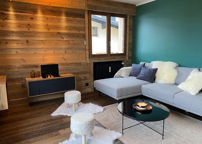 A Place 2 Be, Centre Megève